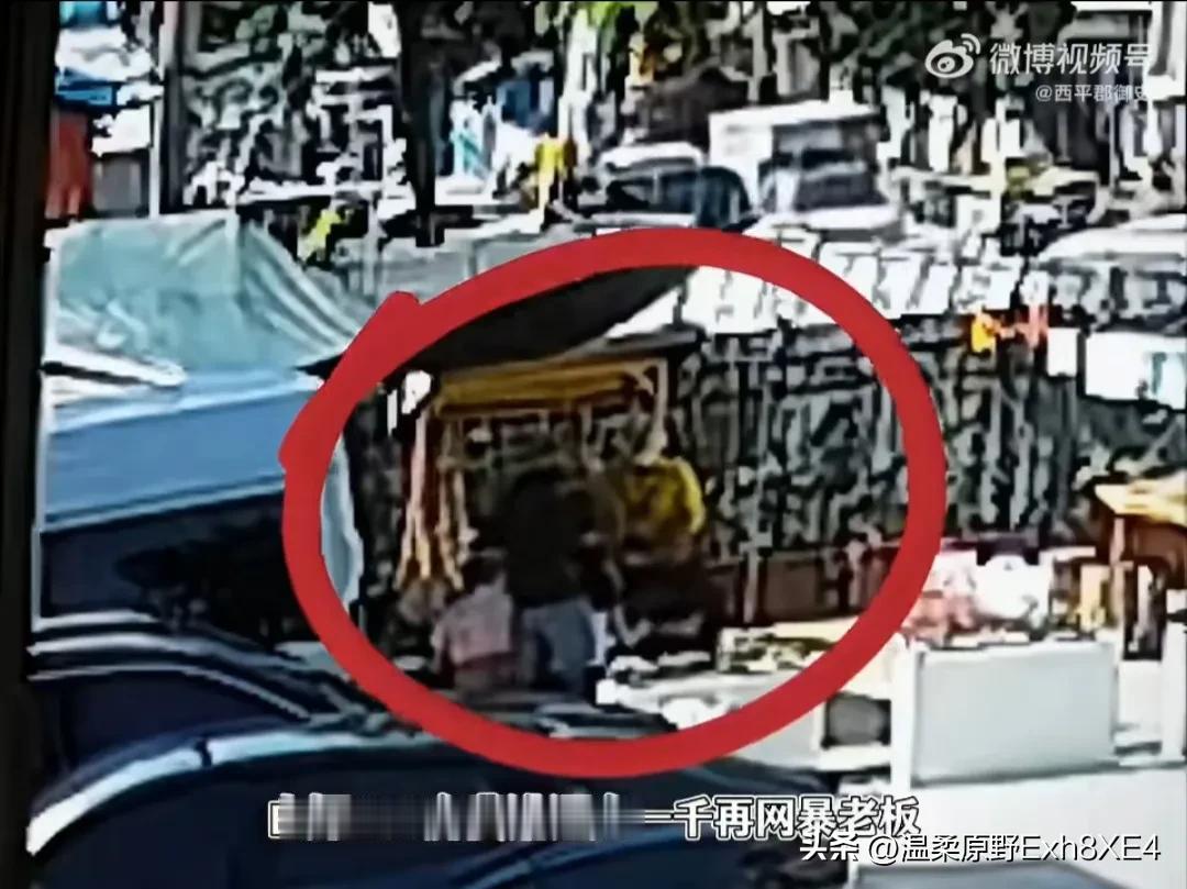 重庆老王真够损的！仔细捋了捋，事情大概就是这样：1，7月27日，老王和两个女