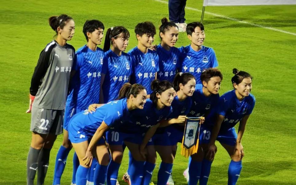 武汉女足3∶1大逆转江苏女足，一路胜势无人抵挡，全队众志成城向女超第六座冠军奖杯