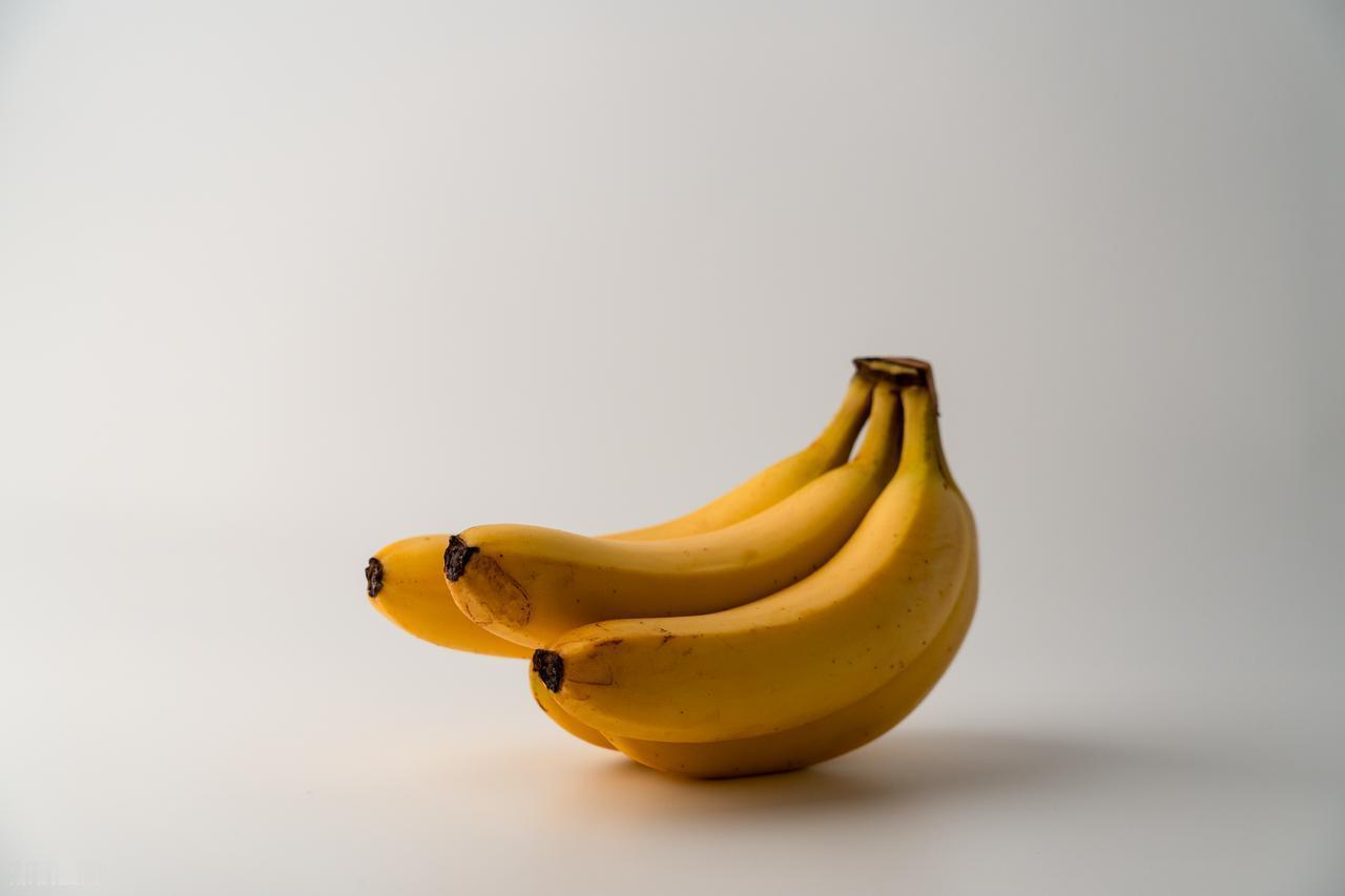 香蕉立大功！医生忠告：糖尿病患者常吃香蕉，或有这3大好处张大哥今年刚满65岁