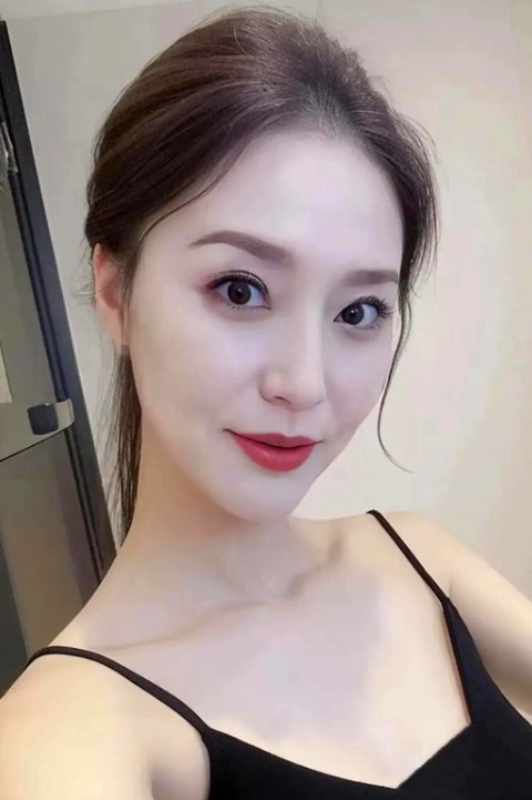 培养了儿子大学毕业，成了一名教师，结婚时儿子买的不算我拿出了自己的体已，八十多克