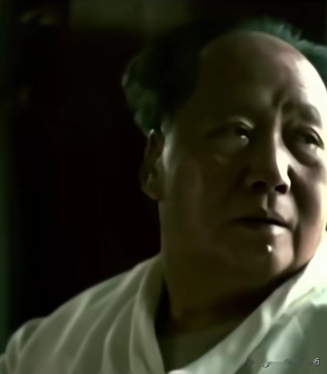 毛主席为这个国家和这个国家的人民操碎了心，他老人家一生都没有好好休息过，他太累太