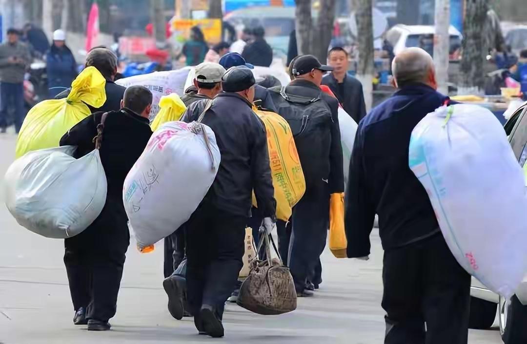2025年广西经济数据：排名全国倒数第三，问题到底出在哪？2025年，广西人均