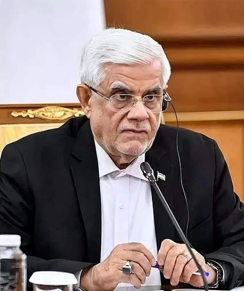 伊朗新消息，伊朗第一副总统阿雷夫与伊斯兰革命卫队联合宣布：当地时间2026年3月