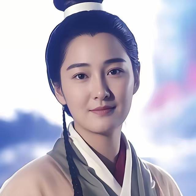 小的时候喜欢小龙女年龄大了喜欢李莫愁说李莫愁不漂亮的，都是眼瞎的男人，至于我