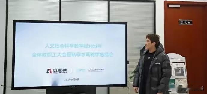 你以为的梁靖崑：千万家产少爷，金钱铺路的矿山少爷。实际上的梁靖崑：21岁第一