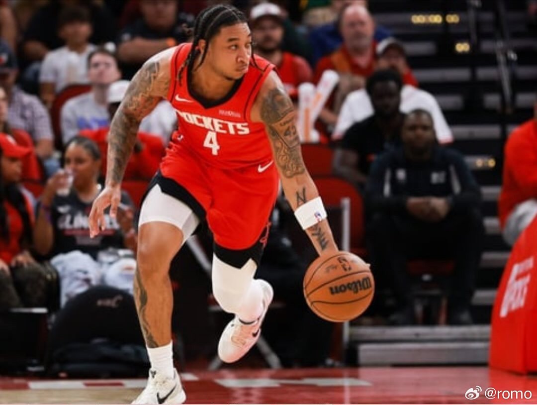 火箭已经用完了JD·戴维森在双向合同下的所有NBA比赛资格场次。戴维森在双向合