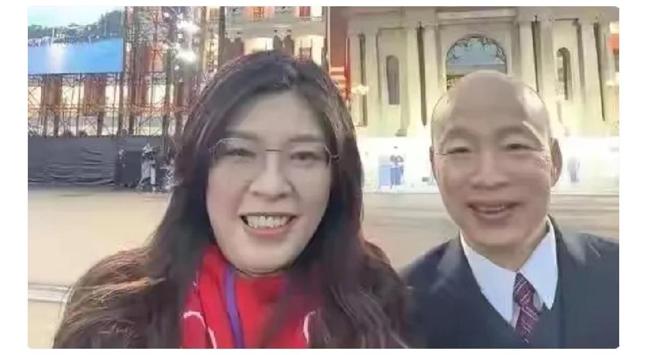 台中市长卢秀燕7日晚上还在坚持8000亿，郑丽文专程飞去台中跟她谈，没谈拢，两人