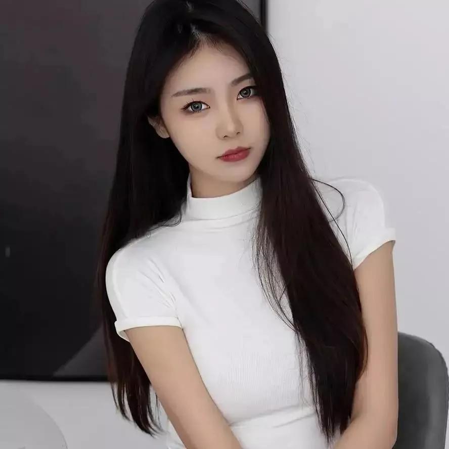 简约纯白穿搭，气质优雅如仙白色减龄穿搭白色清爽穿搭简约白色穿搭早秋白色穿搭