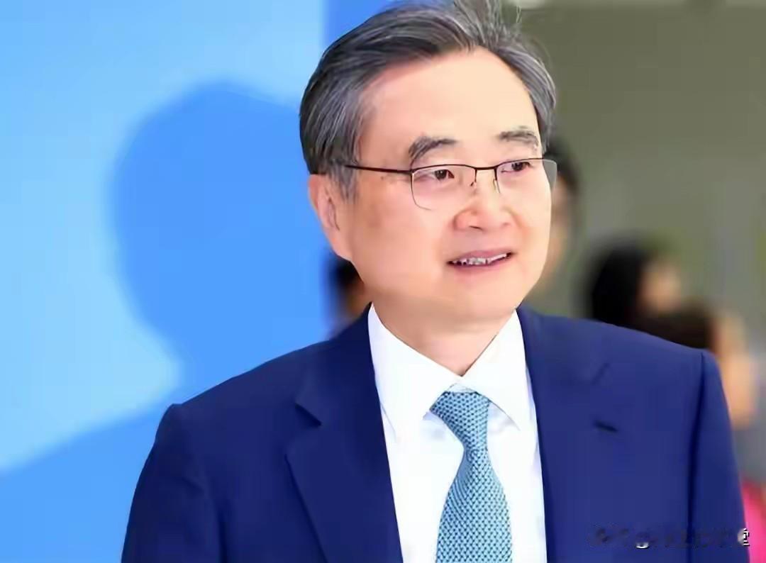 赵显：李在明的心腹首席外交官韩国外长赵显要今天来了。大家都知道，8月3日，赵