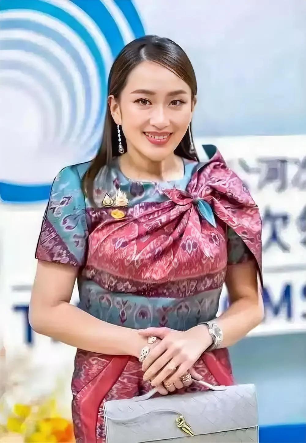 不可思议 泰国突然宣布了！ 8月5日，泰国财政部突然宣布：要拿出200亿