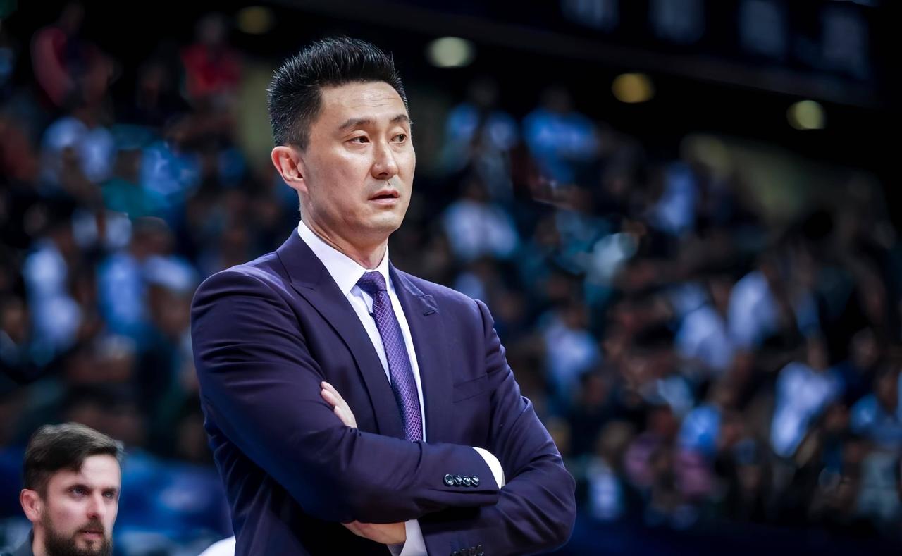 陈海涛收到建议！辽宁男篮签下大外援杰登-勒迪后，不少广东男篮球迷向陈海涛提出建