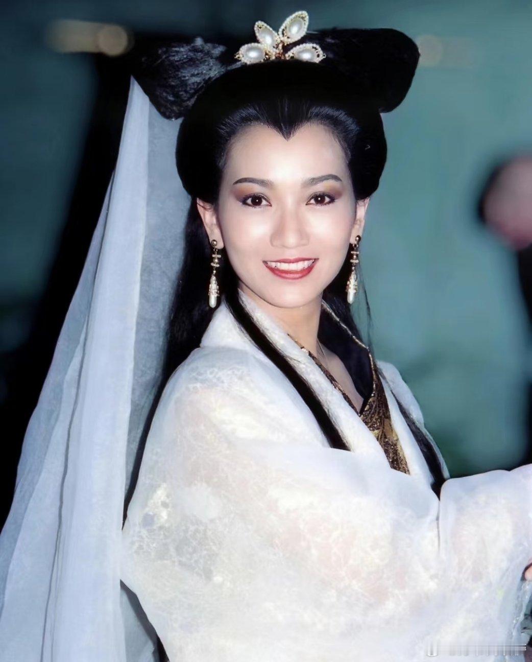 现在再看《新白娘子传奇》里演员的妆造好好看啊！