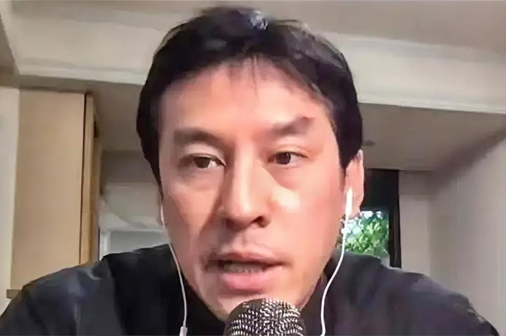台湾媒体人黄暐瀚8月10日在节目中错误声称，“我觉得台湾是‘国家’，名字叫中华X