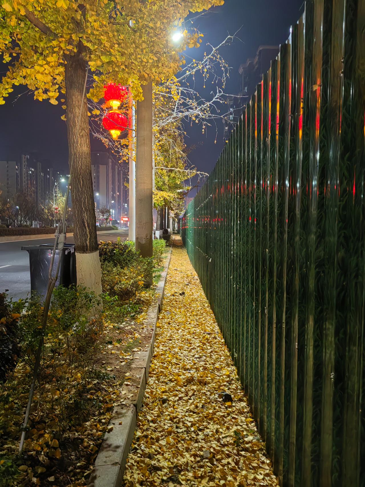 这是不是现在环境下好多人的状态？“一边扛着房贷，一边在装修，一边又上着班，还买