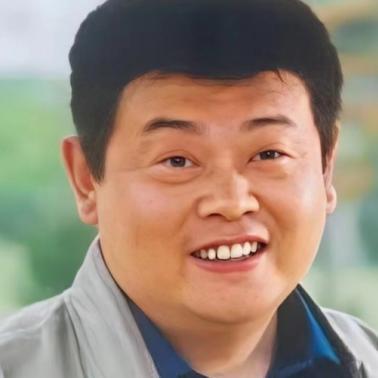 演员傅彪患上癌症，冯小刚掏出了200万给对方，张国立也给了40万，而葛优一毛钱都