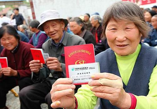 人过60，养老的底气，从来都在自己手里人到六十，半生风雨走过，晚年的幸福究