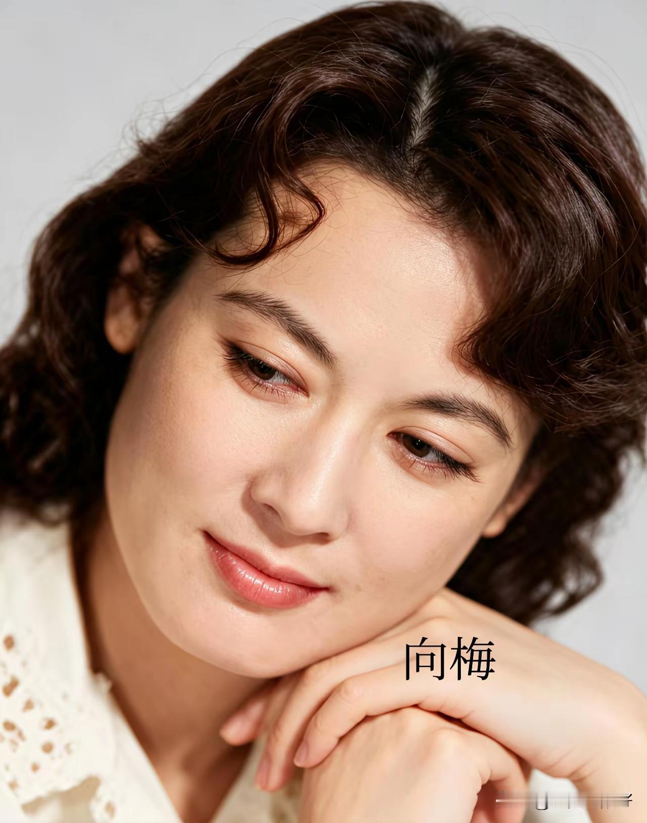 当年的四大美女！杨丽坤怎么这么漂亮呀？这精致的五官则让人舒服的表情，这喜庆的长相