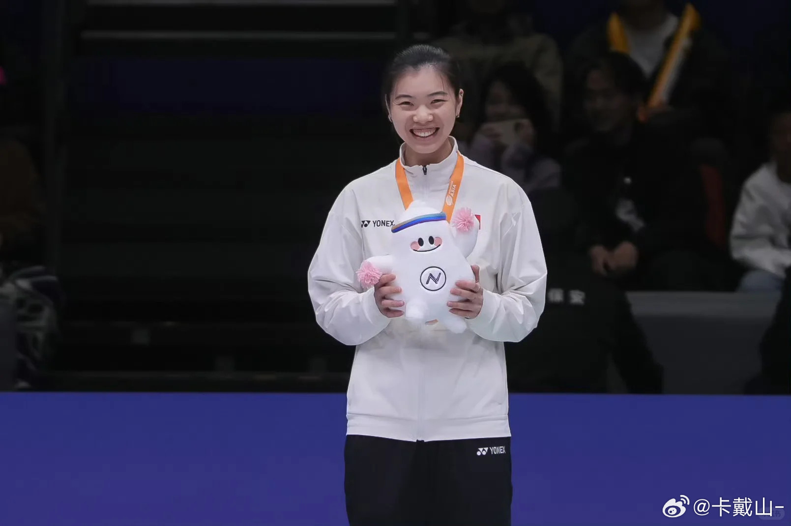 [高昉洁发长文官宣即将退役]中国羽毛球队大家好！我是中国羽毛球队高昉洁