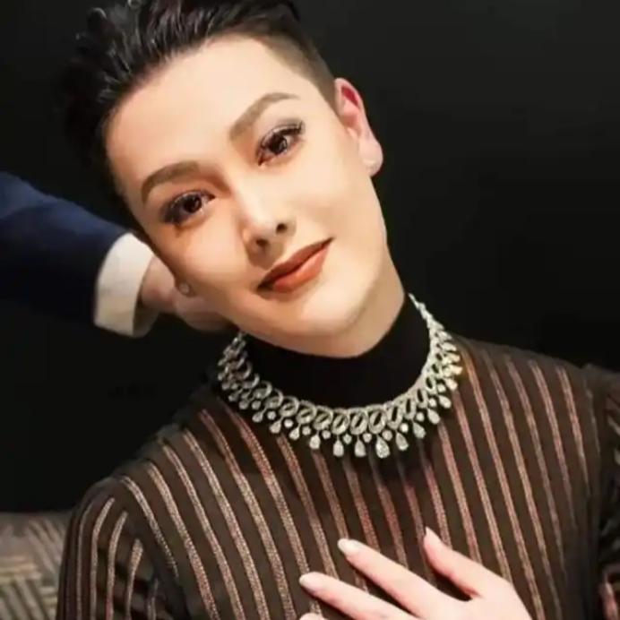 劣迹网红屡禁不止？劣迹网红换马甲就敢复出？是人是鬼？是男还是女？网络必将这种人永