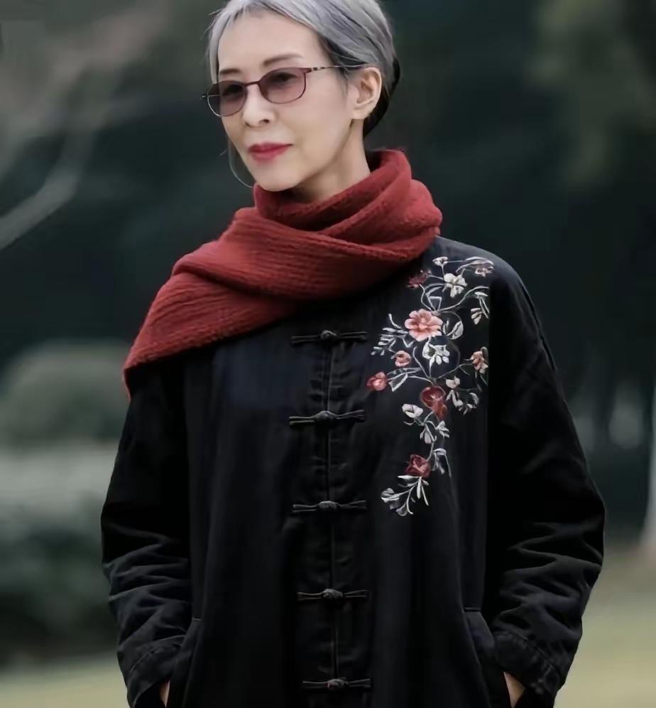 已婚女性必看！“静音式婚姻”爆火，少跟老公说话竟能治结节？最近“婚姻养生学