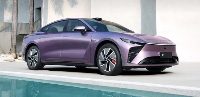 20-30万中大型新能源轿车排行：1. 星纪元ES（15.28-29.99