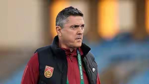 第一场保平是基础，目前和伊拉克同积一分，站在一个起跑线上，这一分很珍贵。重要的是