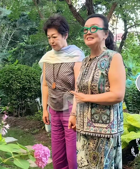 兰姐瘦下来的样子，我简直不敢认了。原来，不是所有女人都是以瘦为美的，说明减肥也不