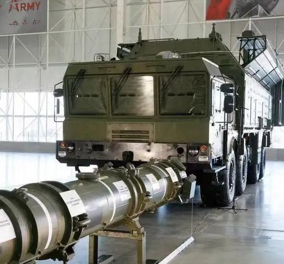 《核打击前最后警告，俄军发射全球禁止导弹，乌军关键大鱼被歼灭》据路透社报道，俄军