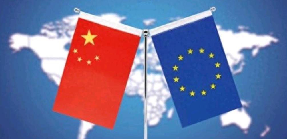欧盟彻底不演了！7月28日，一纸关税直接砸向中国纺织业。欧盟委员会周二发布声
