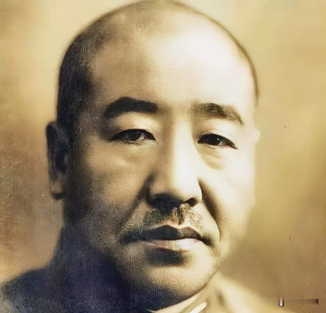 1943年庞炳勋投降日军后，用一把喂牲口的锈铡刀斩首36名八路军抛尸深井，67年