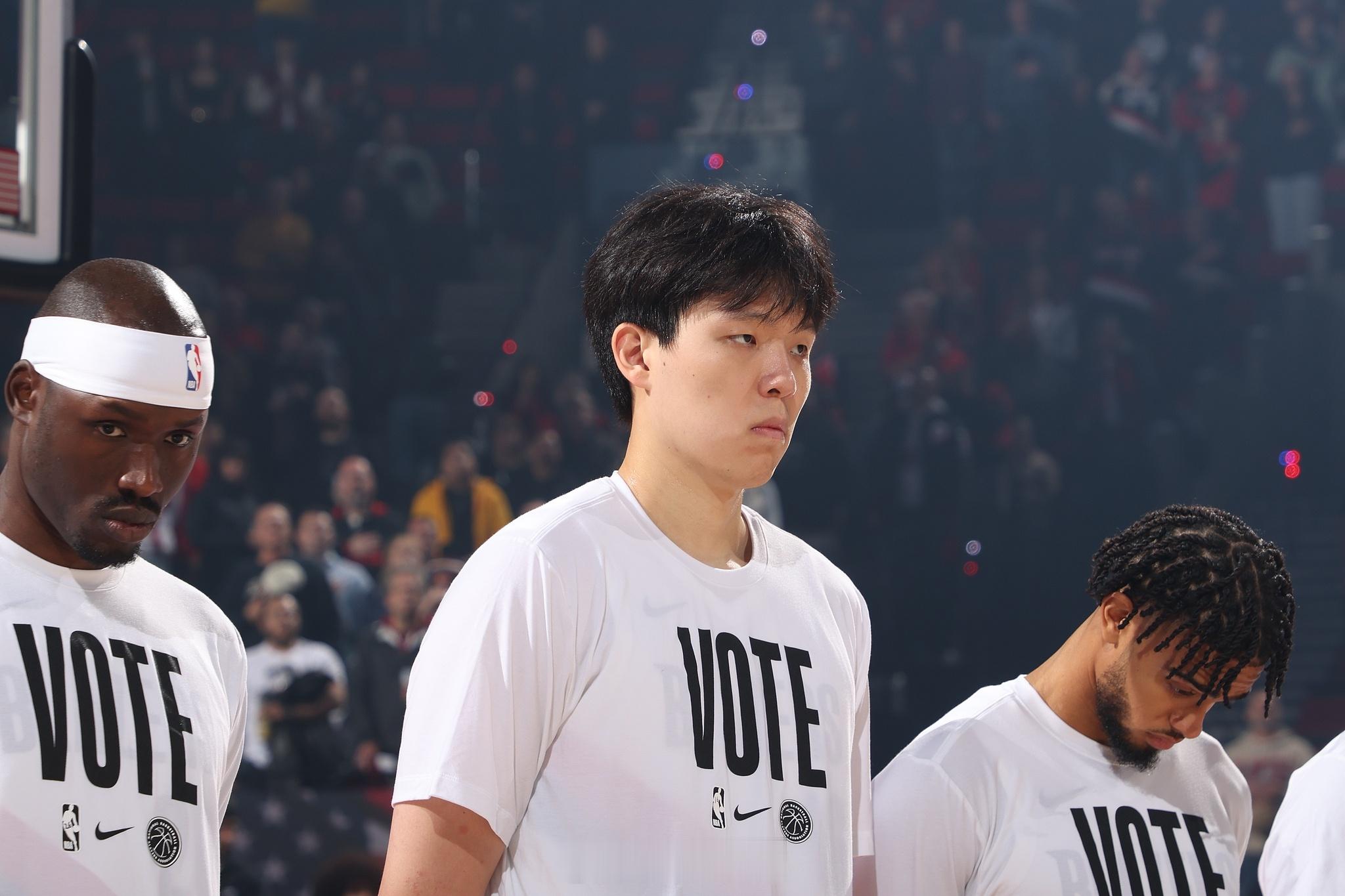 杨瀚森连续两场未登场开拓者下一场是6日主场对阵雷霆，接下来9-17日，是一个五