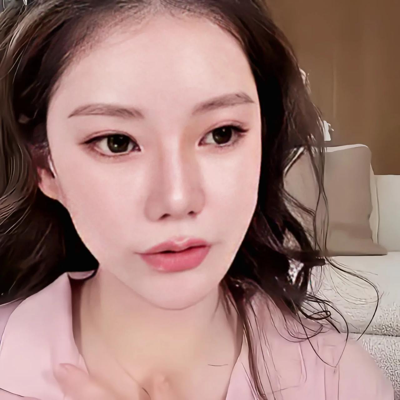 原来马筱梅也是个急脾气，直播间一言不合直接开怼真是好气又好笑马筱梅这次在直播里