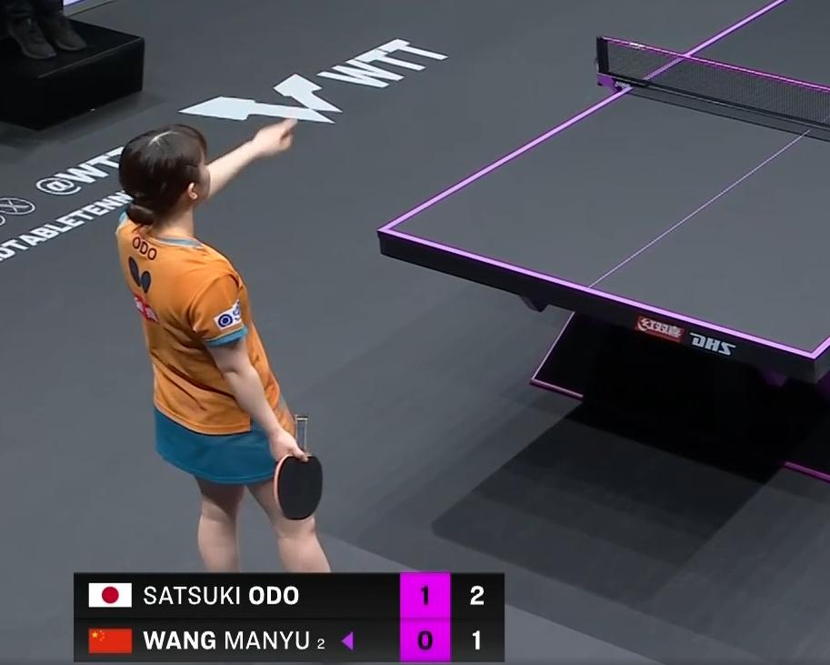 坏了！鳗鱼不会爆冷吧？大藤沙月准备的太充分了！第一局大藤沙月遮挡发球加搏杀，