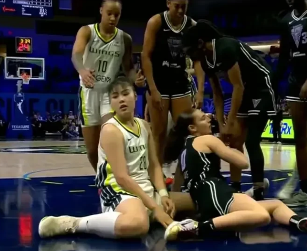李月汝首秀来了！WNBA常规赛中达拉斯飞翼80-71战胜金州女武神。本