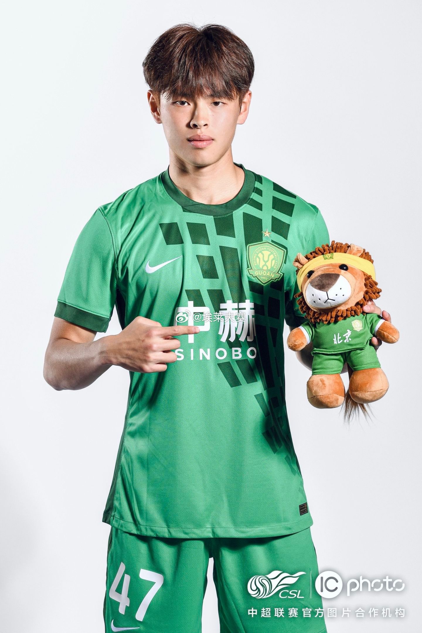 北京国安上海海港vs北京国安国安新援邓捷夫更新社交媒体：“躺冠🏆”