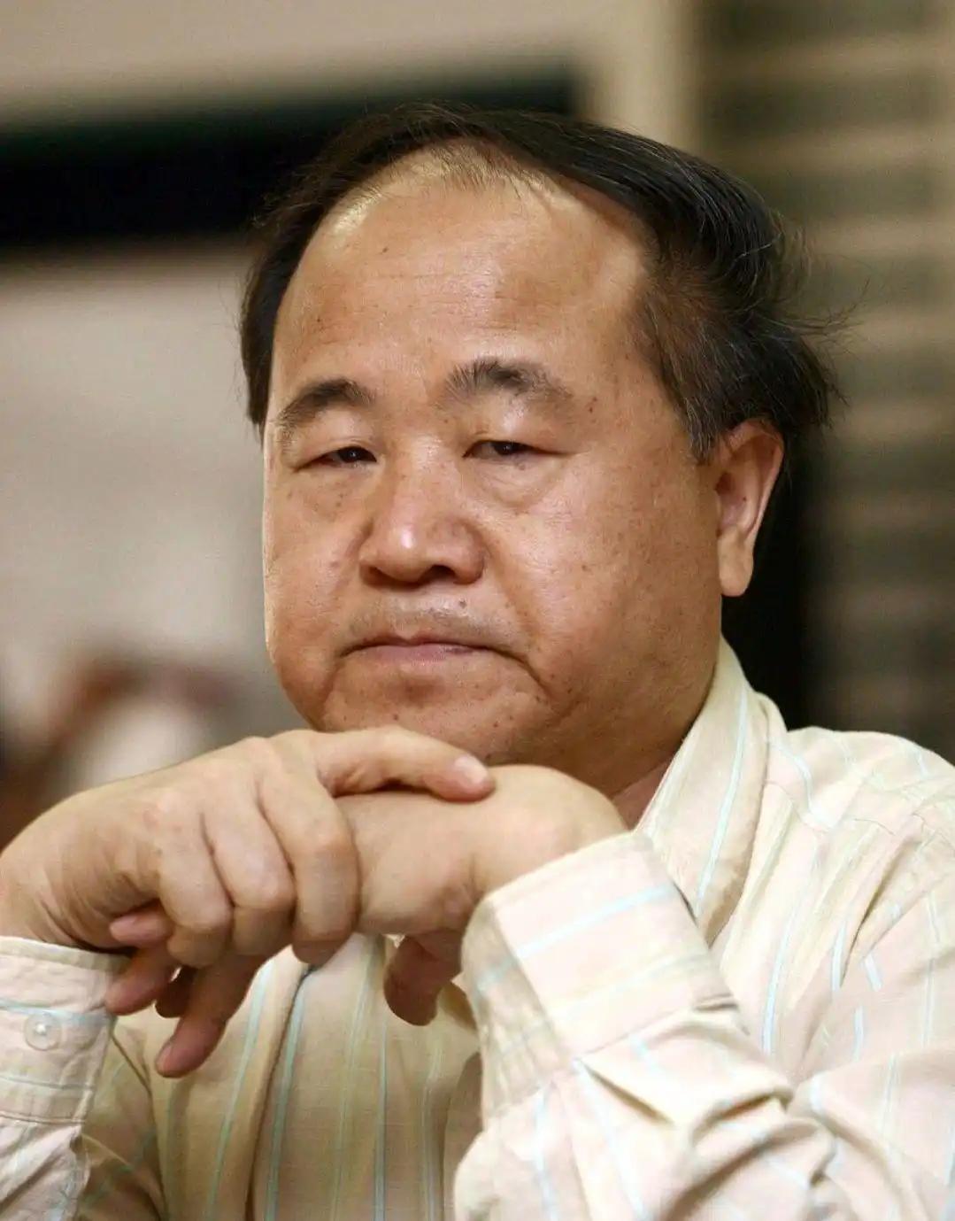 莫言说：“在疯狗面前，不会因为你是好人就不咬你，在小人面前，不会因为你是君子就不