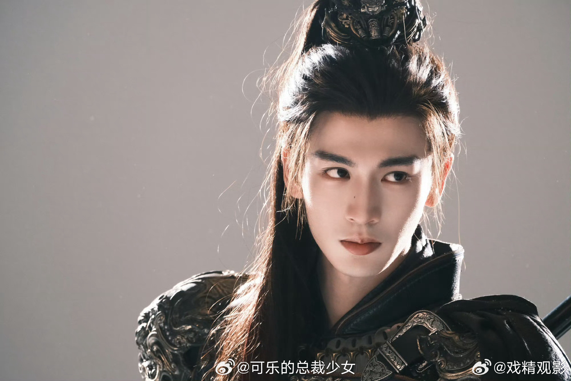 张凌赫内娱仙品的含金量刷到张凌赫在逐玉里的谢征直接走不动道，意气风发的冲锋少