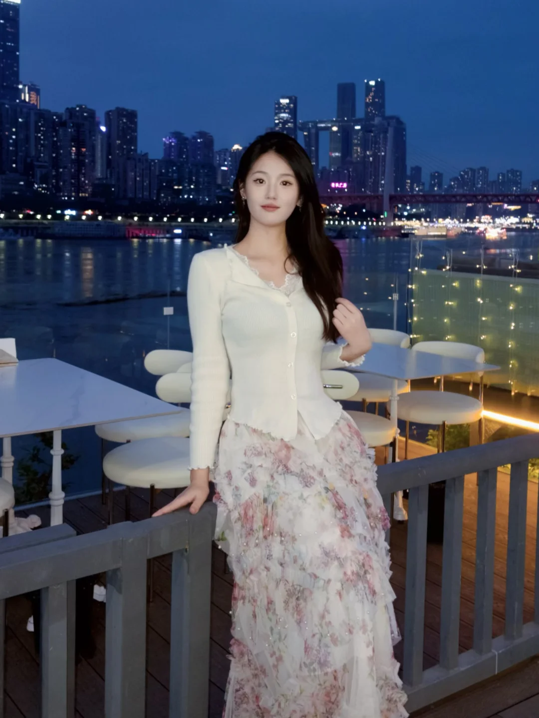 重庆南滨路的韩餐看夜景也太太太绝啦💗