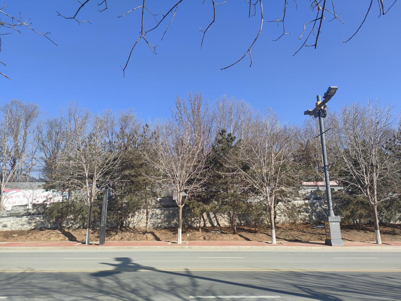 活到这把年纪，总算琢磨出点过日子的门道：真心这东西，不是超市里的促销品，不能见人