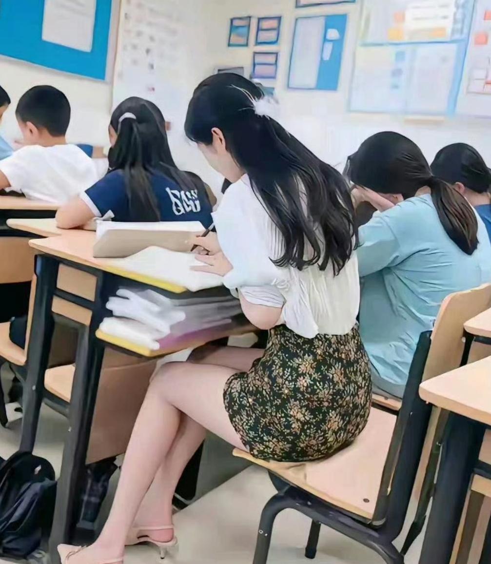 大学已经变成女生主场了。据最新统计数据：100个本科生里，63个是女生！20-2