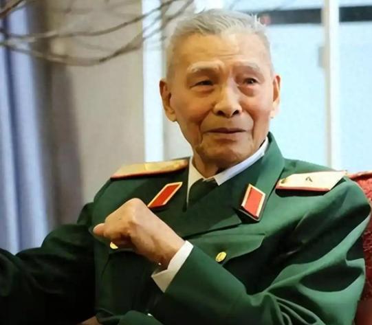 越南少将阮德辉回忆说：当年中国军队顺利撤出，不是越军不敢追，而是黎笋下了一道密令
