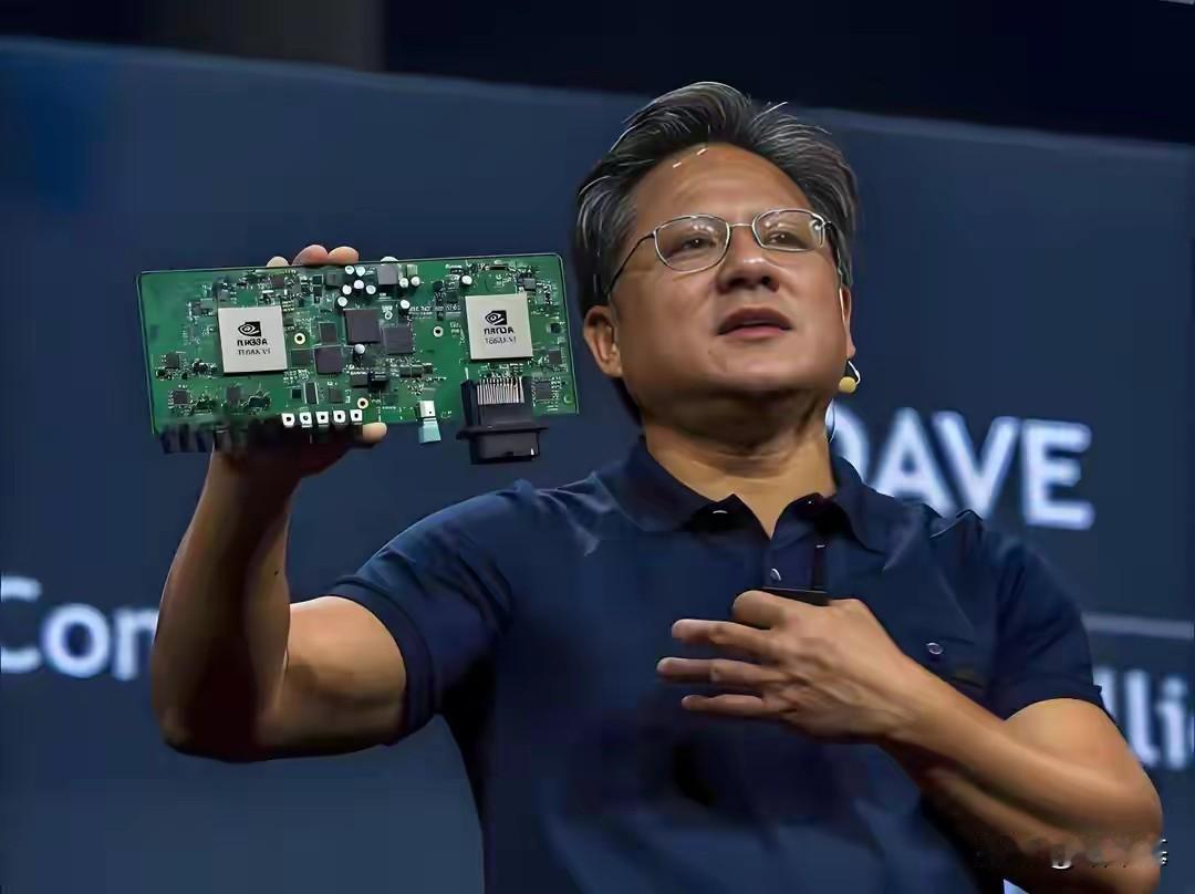 终于轮到美国着急了！中国大门已关，想卖阉割版芯片？门都没有！谁能想到，三年