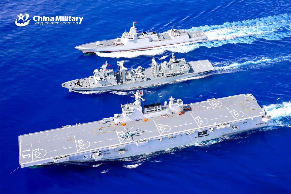 好图！重温075海南舰编队远海训练喜欢看直-20J编队前出南太后，又赶回来参加“