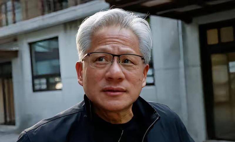 联合早报今天写道："英国媒体报道，美国英伟达首席执行官黄仁勋将加入中国清华大学经