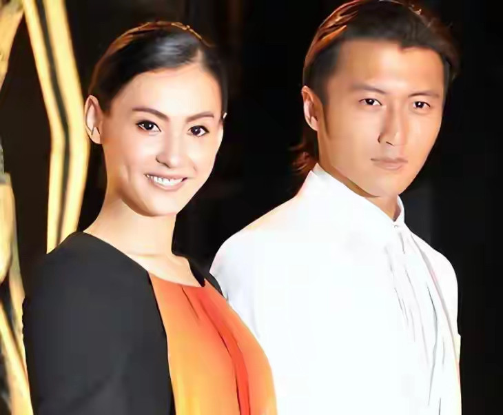 谢霆锋，想想真笨。为什么呢？人家富翁找老婆都想找耳朵高过眉毛的。张柏芝的耳朵就是。刘翔东找的章则天，