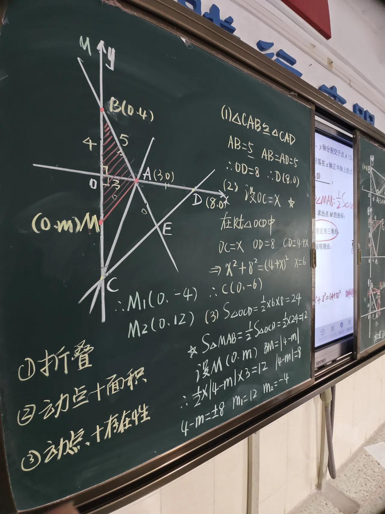 我们这代人都很感激当年的高考政策，那个时候分数基本就是唯一的标准，分数决定了自己