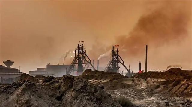 必须有清醒的认知，稀土提炼不是高科技，稀土矿也不是中国独有。早在1949年新