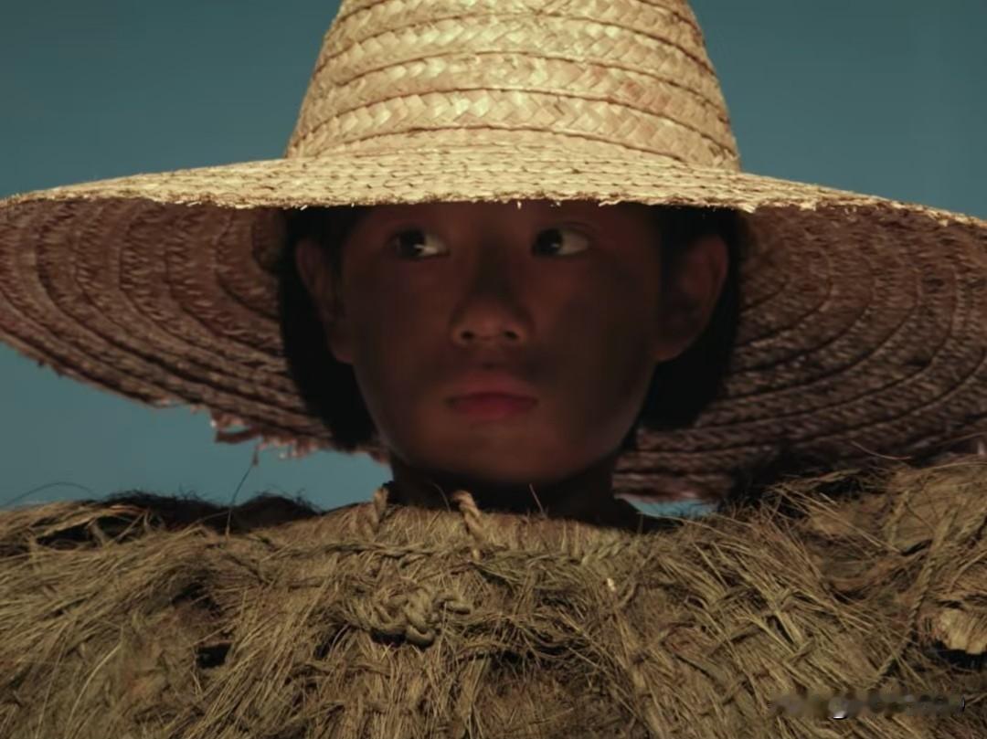 《主角》小忆秦娥一下线，这剧就没啥看头了，想弃剧算啦。小时候那个怯生生、骨子