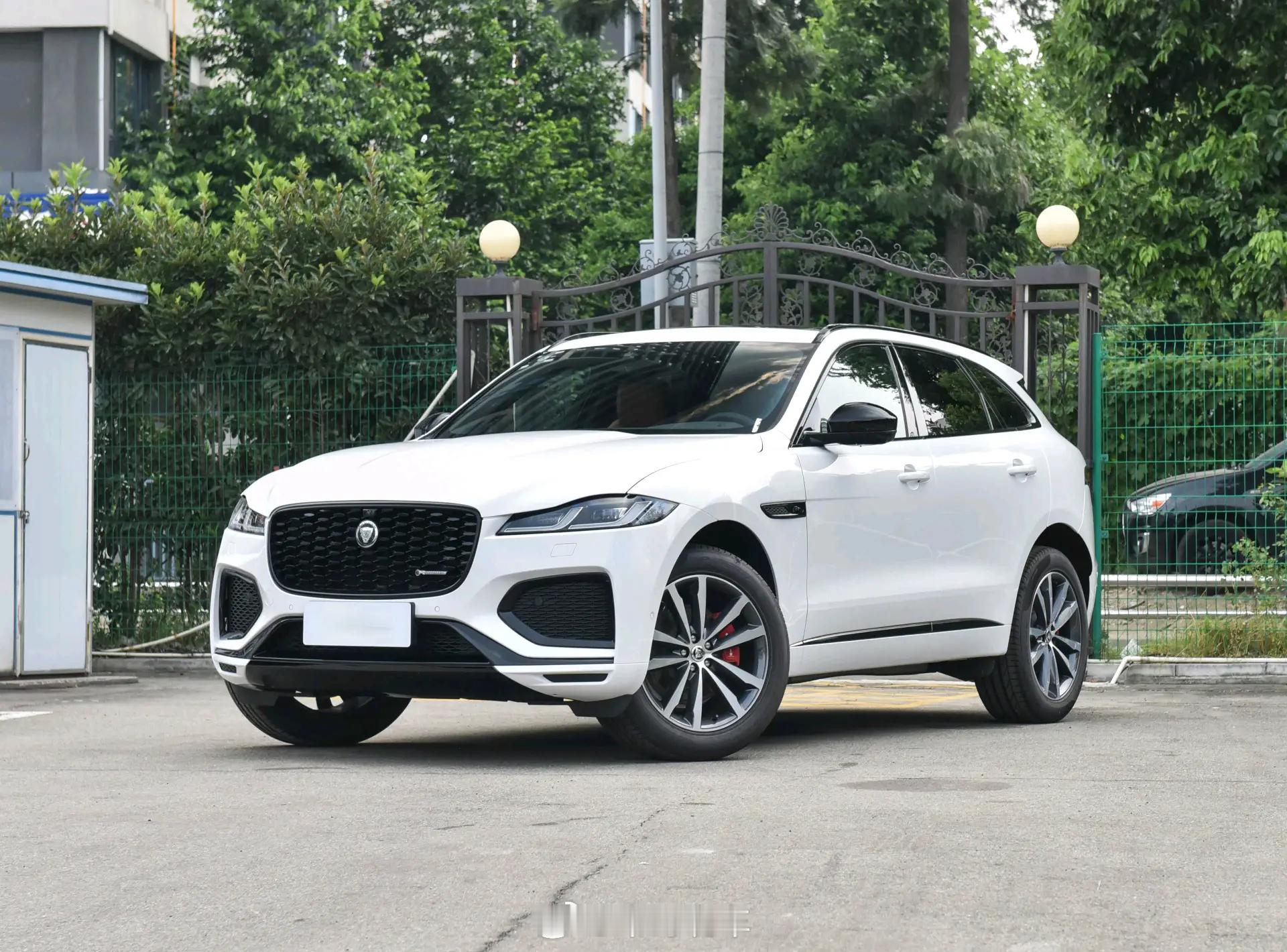 再看捷豹F-PACE最后一眼，它正式停产了。除了颜值，它并没有很多太突出的地方。