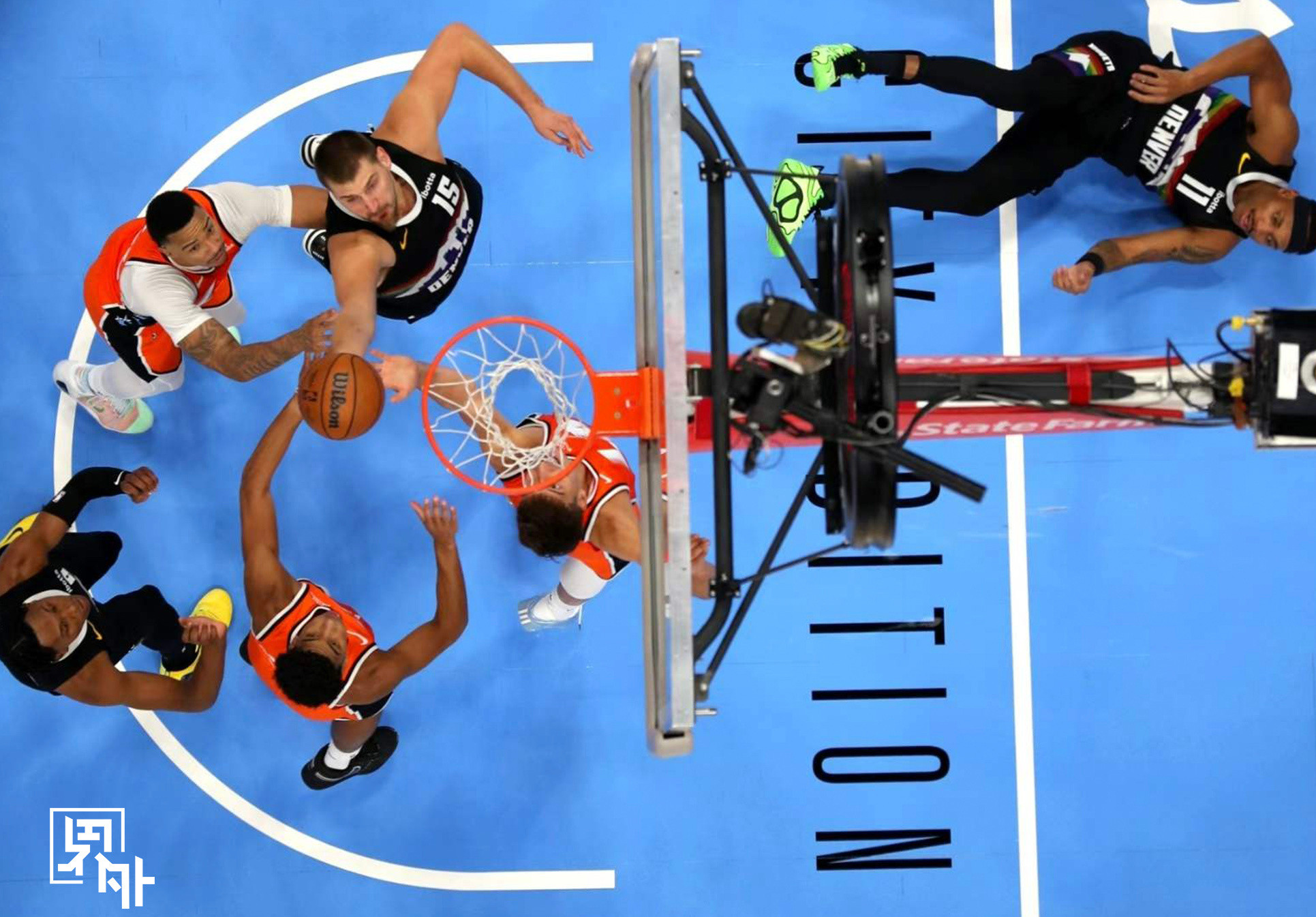 NBA常规赛掘金客场背靠背挑战快船，约基奇表现开挂，他全场出战34分钟，投篮23